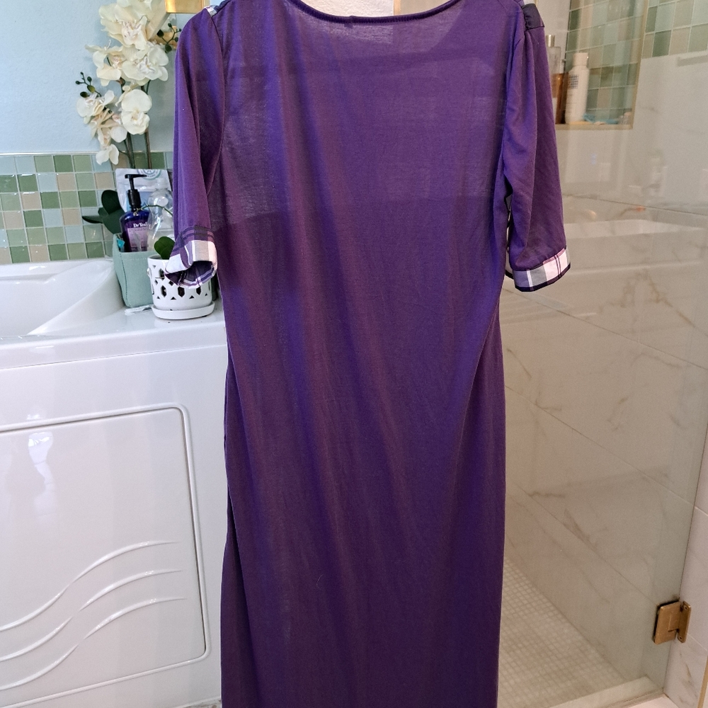 A preppy dress - Picture 4 of 4